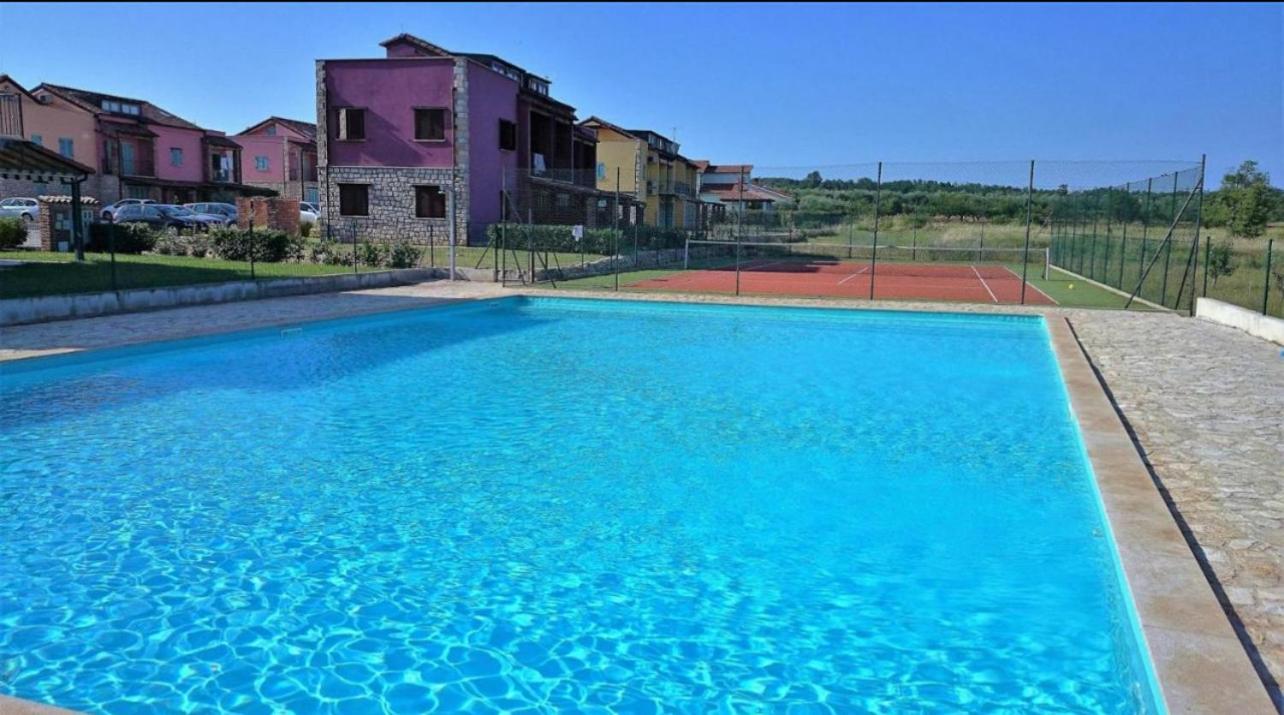Apartment Aleks Tar-Vabriga Exterior foto